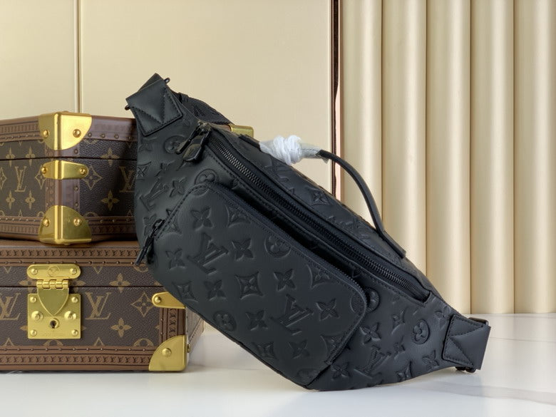 LV black Bumbag