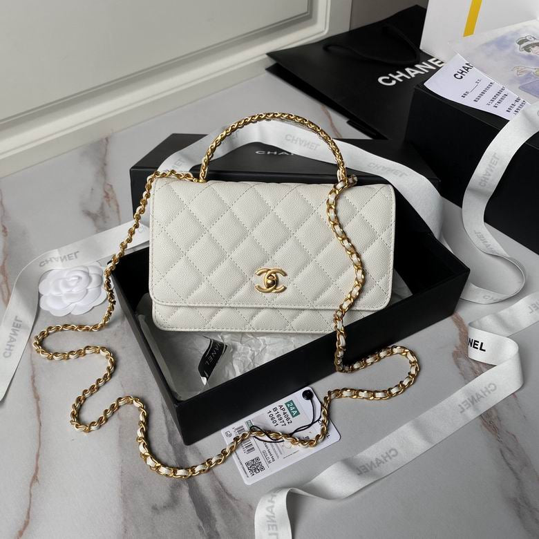 CHANEL AP4062
