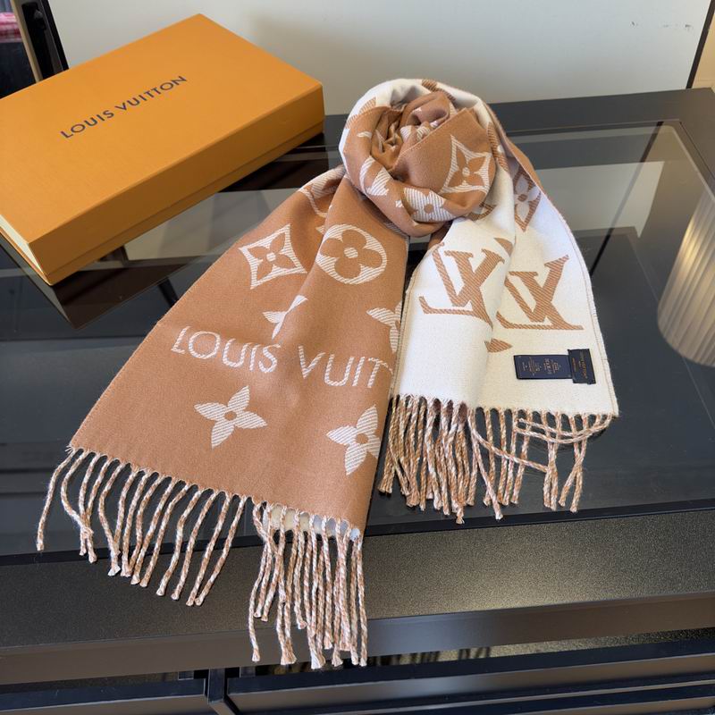 LV Scarf (C)