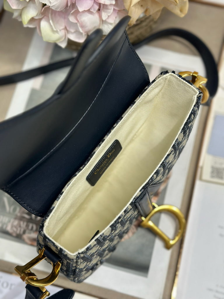 Dior Saddle 0465