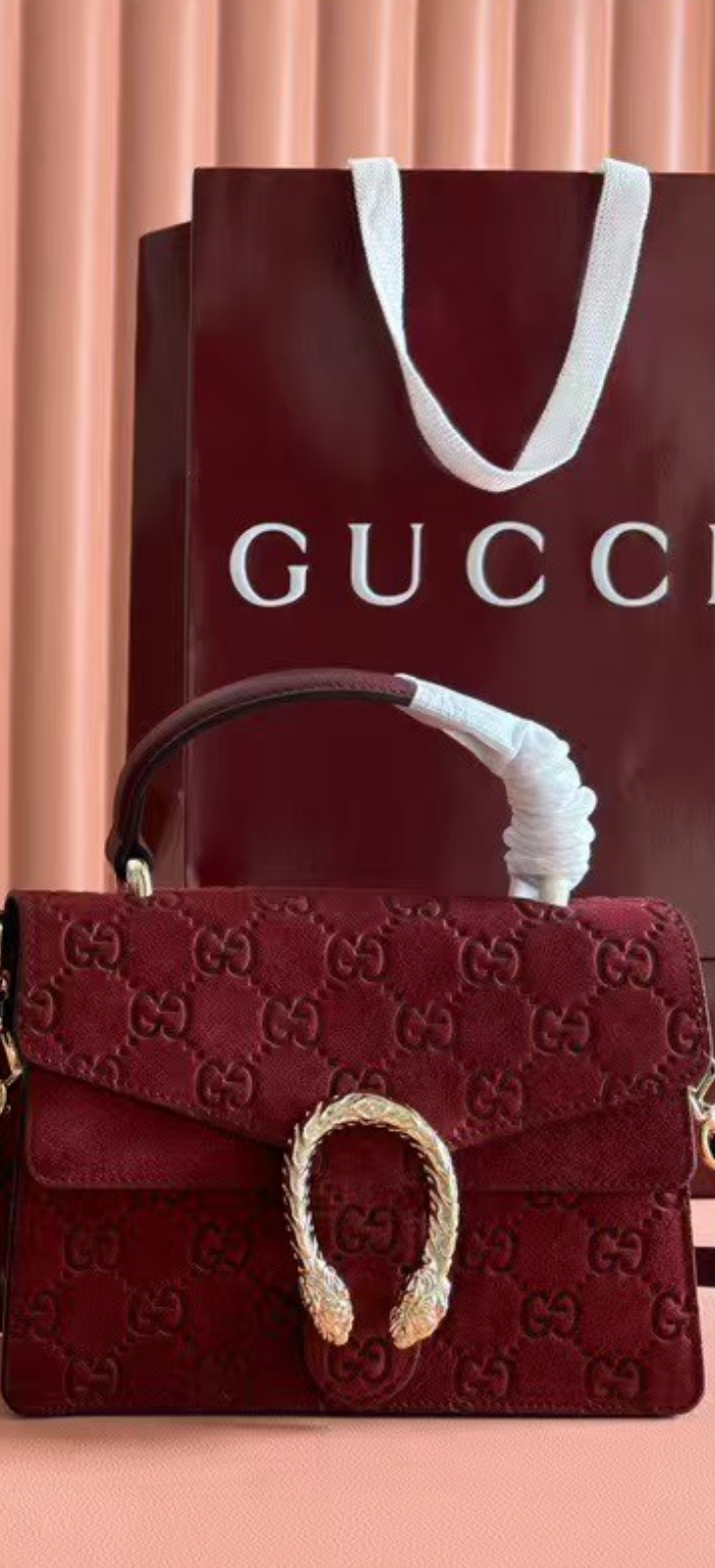GG 813399 Red