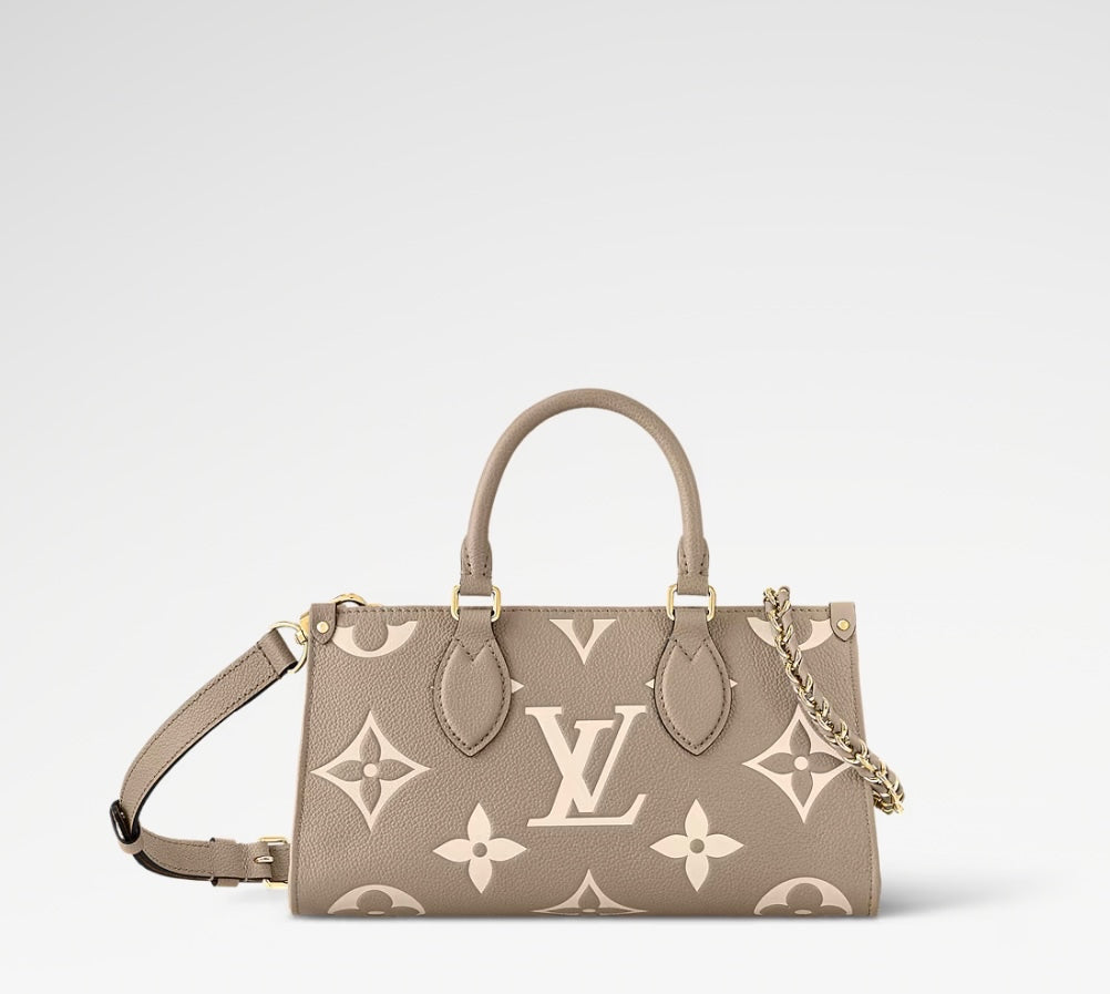 On-The-Go East West Chain | LV